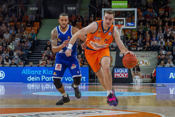 也证明了球 也证明了球